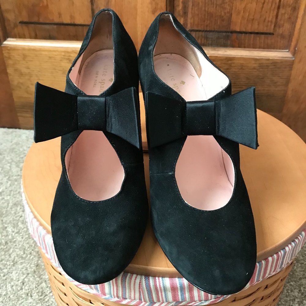 kate spade Black Suede Heels w/Tuxedo Bow Tie 9M